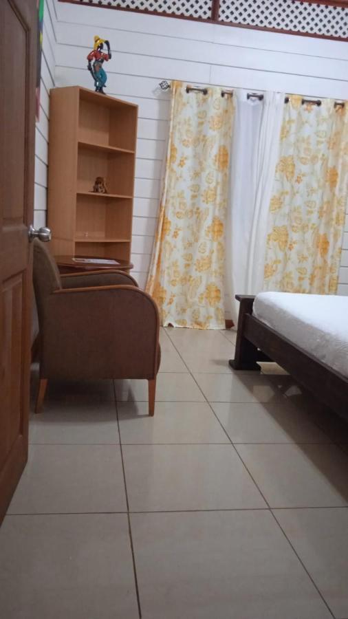 Hotel Liah'S Tortuguero Bagian luar foto