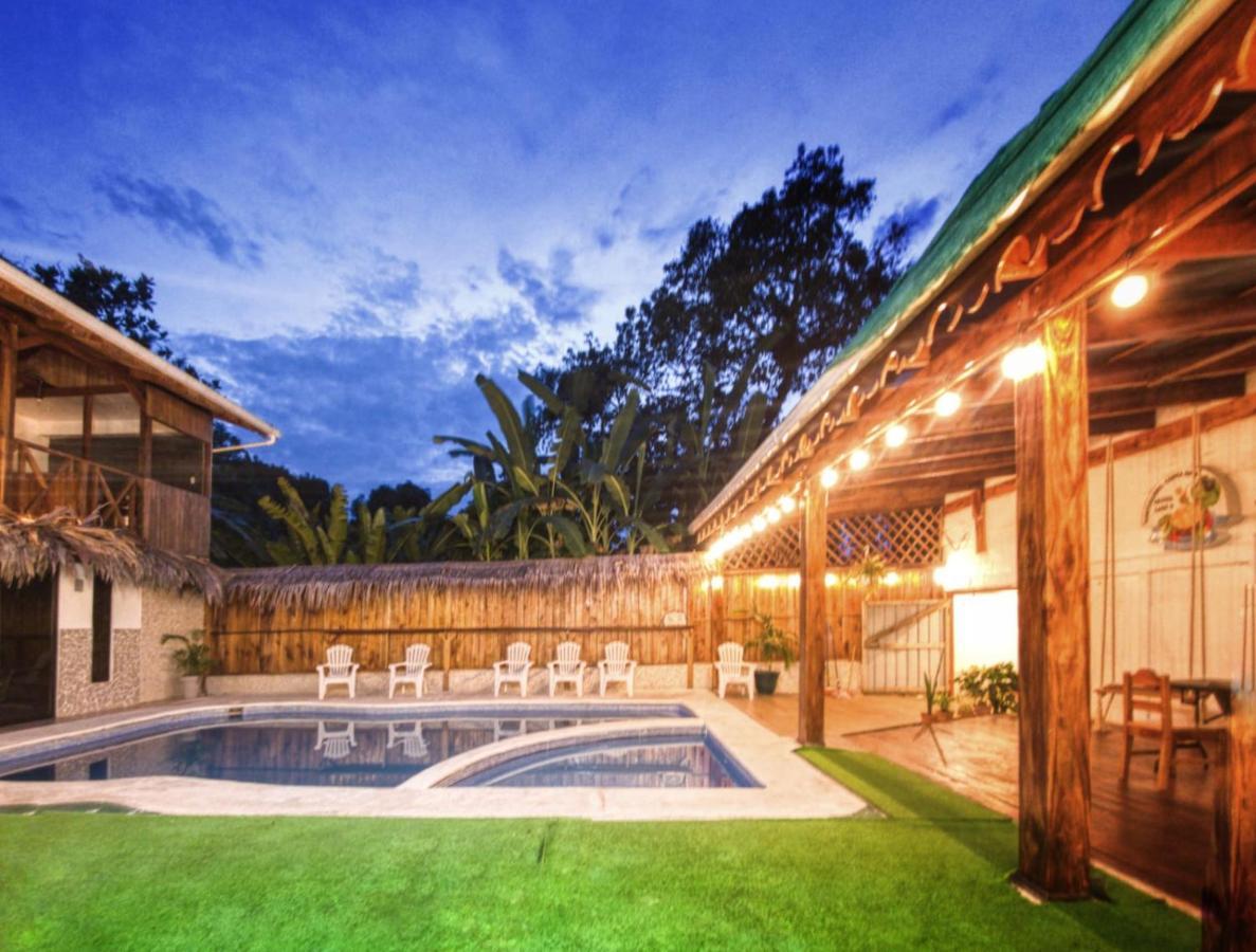 Hotel Liah'S Tortuguero Bagian luar foto