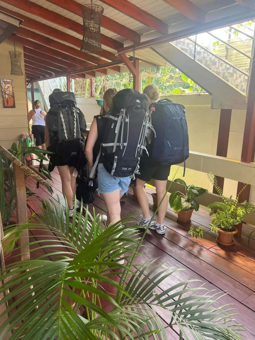 Hotel Liah'S Tortuguero Bagian luar foto